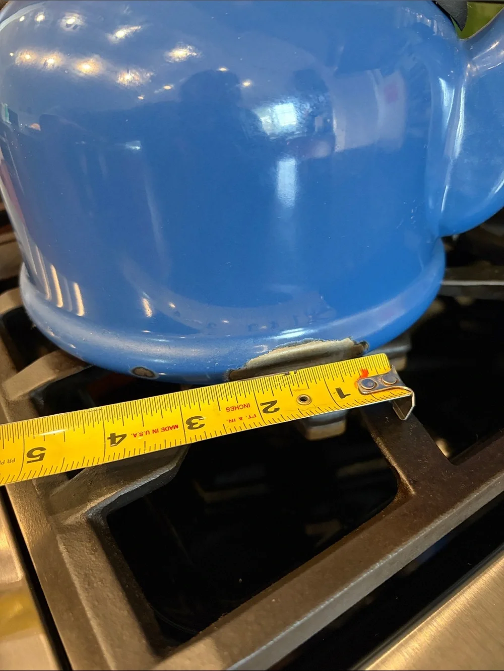 Le Creuset good very